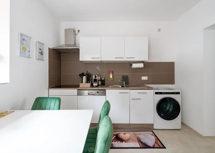 Oasis / 50m² / Comfortable With Terrace *